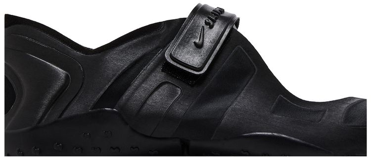 Wmns NikeSKIMS Air Rift Satin   Black