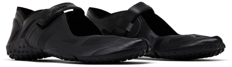 Wmns NikeSKIMS Air Rift Satin   Black