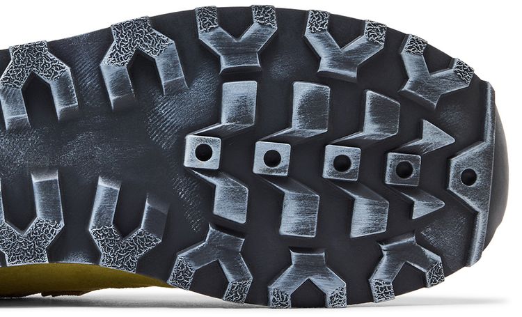 AURALEE x New Balance 475 Aloe Wash Beechnut