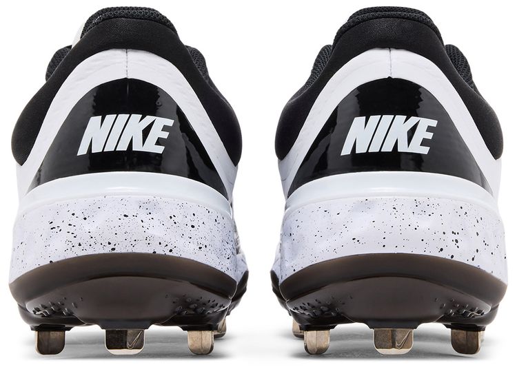 Nike Alpha Huarache Elite 4 Low White Black