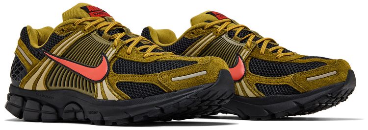Nike Air Zoom Vomero 5 Olive Picante Red