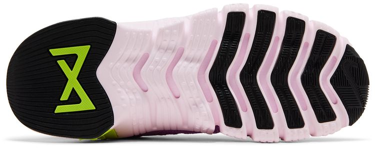 Nike Wmns Free Metcon 4 Rush Fuchsia Volt