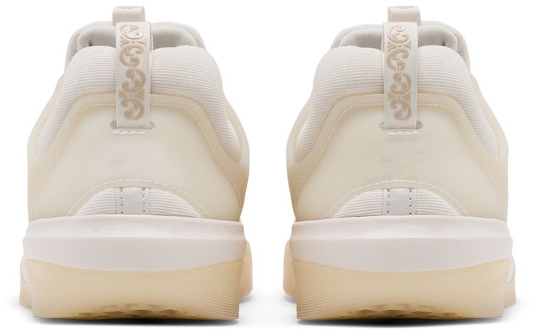 Nike Zoom Nyjah 3 Premium SB Phantom Light Orewood Brown