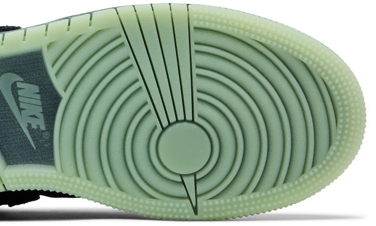 Air Jordan 1 Low GS Fortune Fly