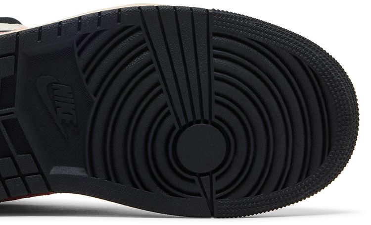 Wmns Air Jordan 1 Mid SE Edge Flight Club