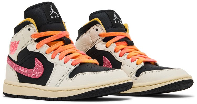 Wmns Air Jordan 1 Mid SE Edge Flight Club