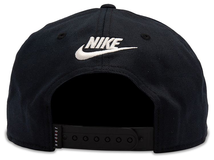 Air Jordan Essentials Pro Structured Flat Bill Hat BlackKelly GreenSail