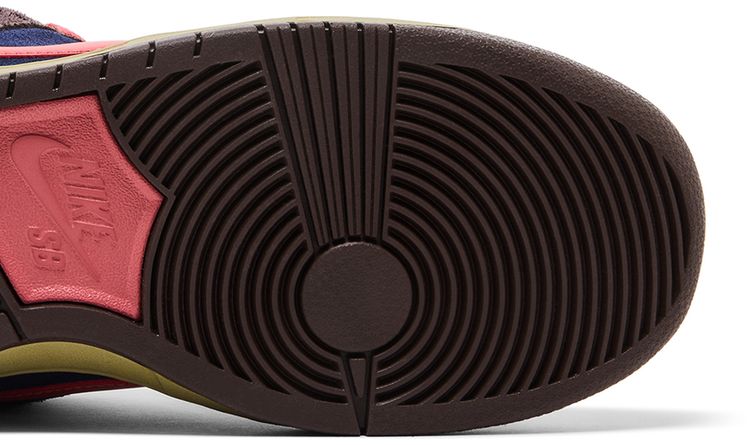 Nike Dunk Low SB Baroque Brown Adobe