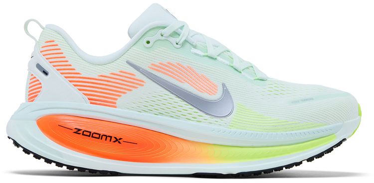 Nike Vomero 18 Barely Green Hyper Crimson