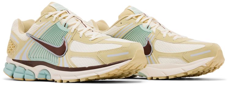 Nike Air Zoom Vomero 5 Team Gold Seafoam
