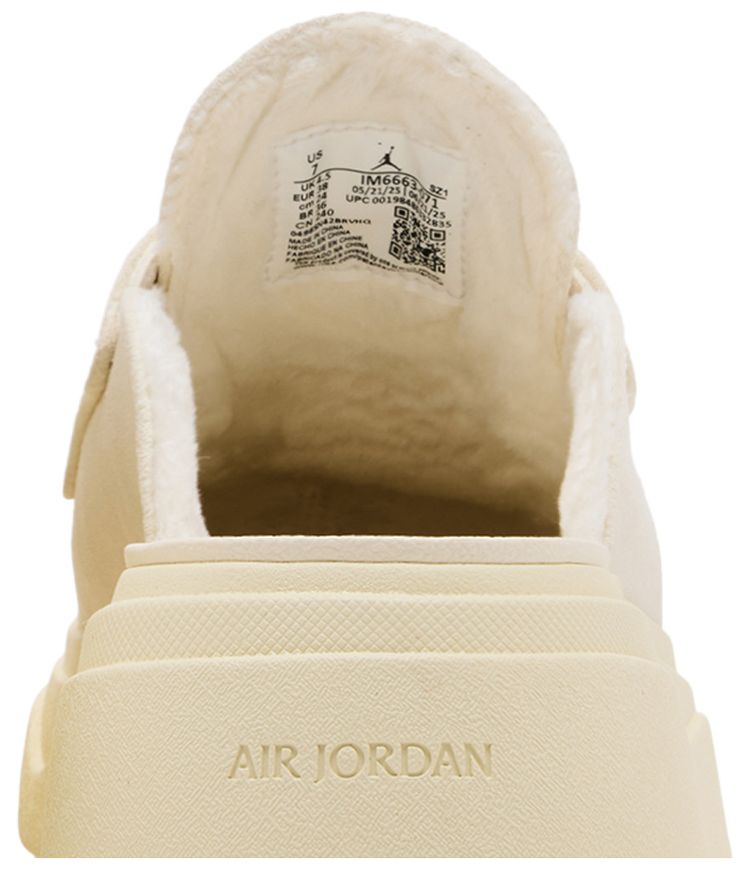 Wmns Air Jordan Mule Coconut Milk