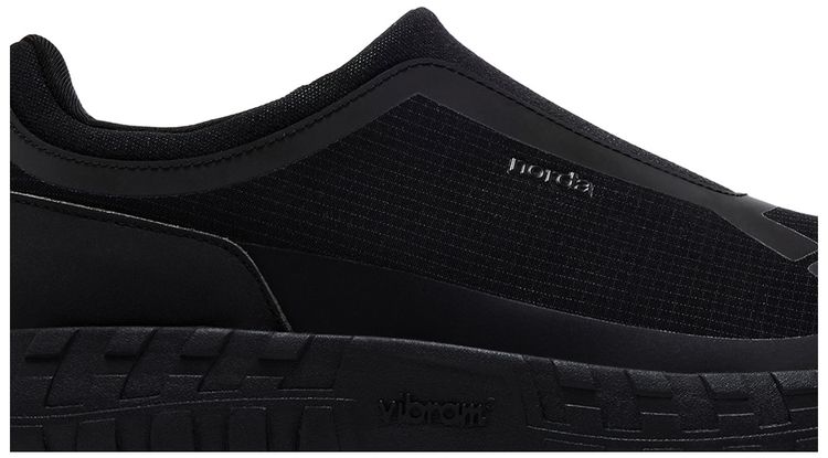 norda 003 Pitch Black