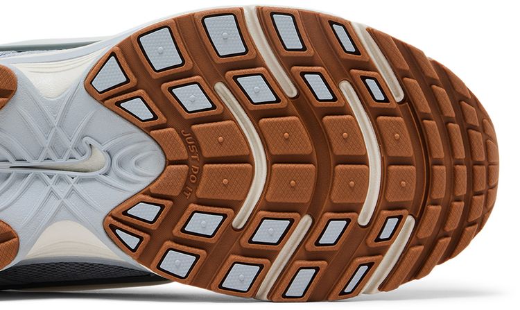 Nike V5 RNR Wolf Grey Gum