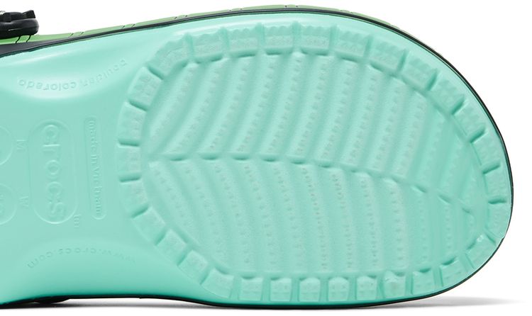 One Piece x Crocs Clog Roronoa Zoro