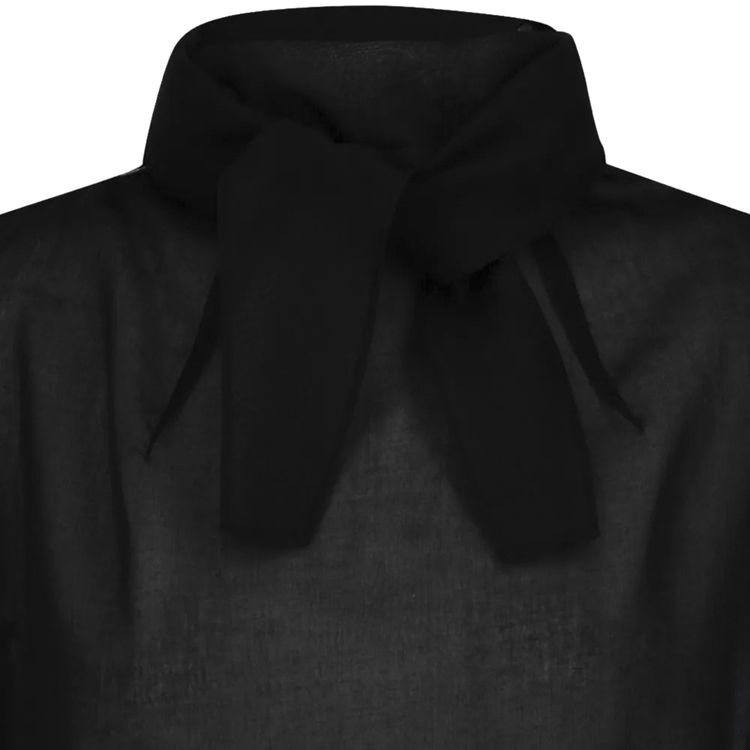 Amomento Knotted Collar Top Black