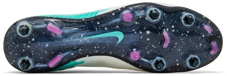 Nike Phantom GX Elite SG Pro Peak Ready Pack