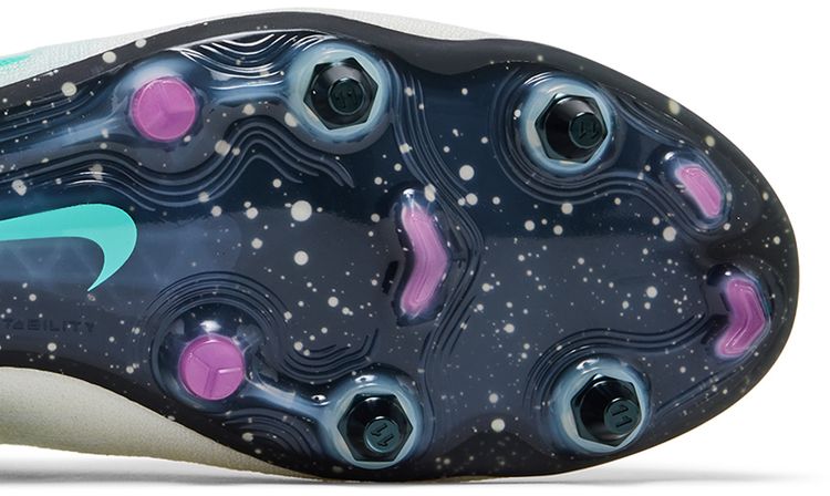 Nike Phantom GX Elite SG Pro Peak Ready Pack