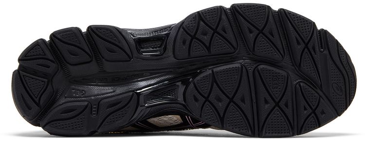 Finesse x ASICS Gel Cumulus 16 Desert Rose