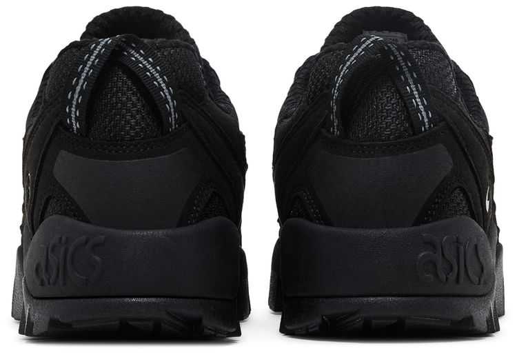 ASICS Gel Pickax Triple Black