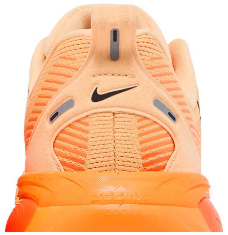 Nike Vomero 18 Orange Chalk
