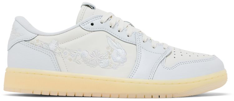 Air Jordan 1 Retro Low OG Rabbit Floral Swoosh