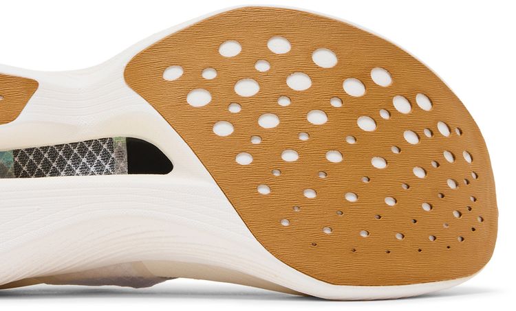 Saucony Wmns Endorphin Elite White Gold