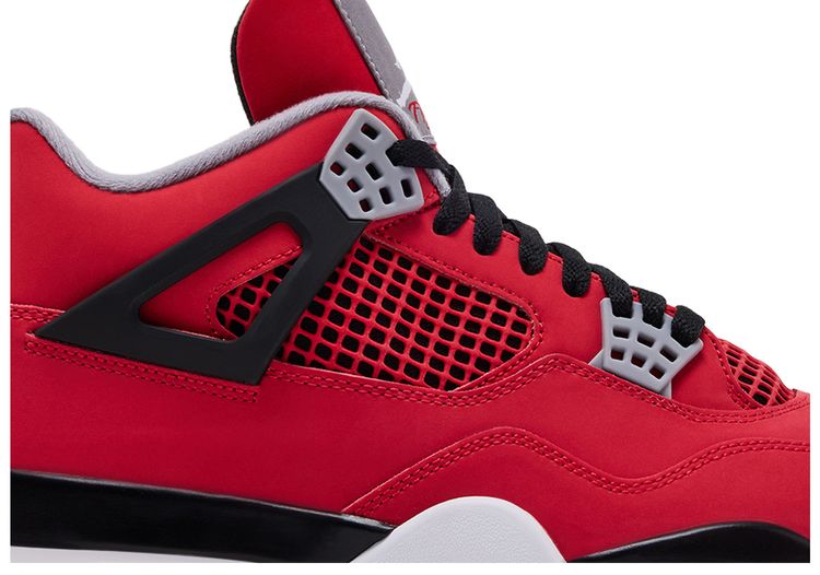 Air Jordan 4 Retro Toro Bravo 2026