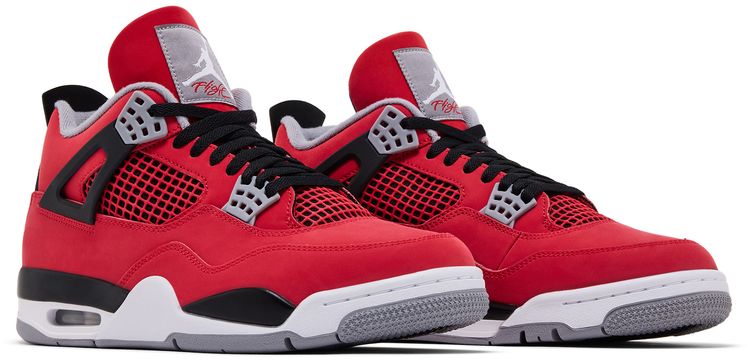 Air Jordan 4 Retro Toro Bravo 2026