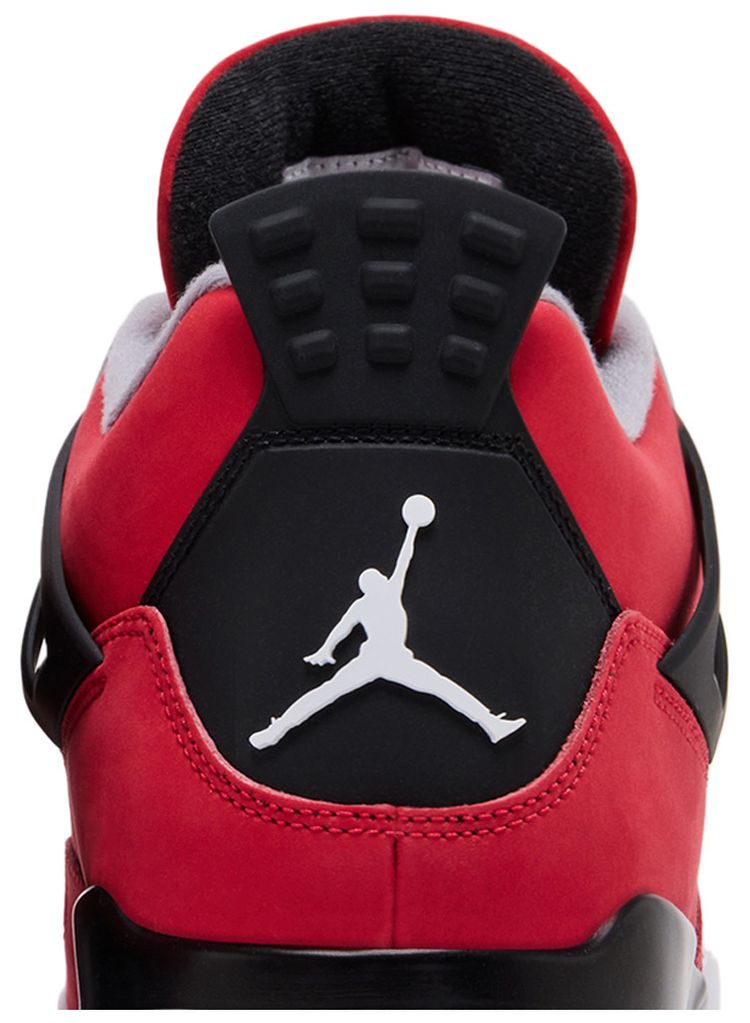 Air Jordan 4 Retro Toro Bravo 2026