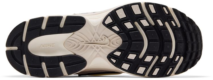 Nike Wmns V5 RNR Light Orewood Brown