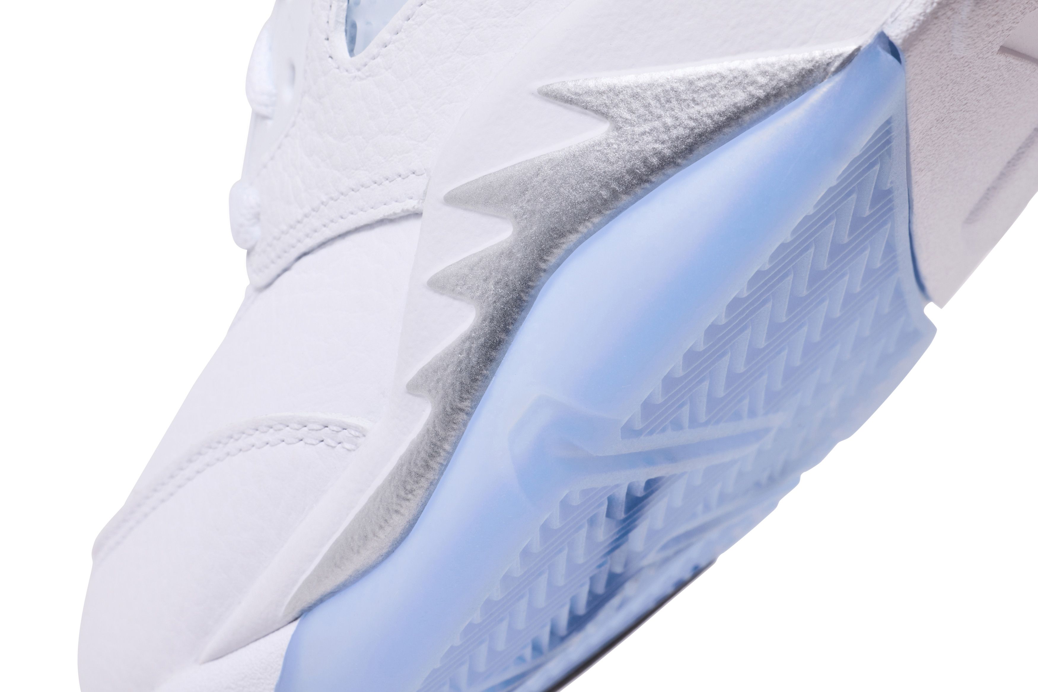 Buy Air Jordan 5 Retro 'White Metallic' 2026 - HQ7978 103 | GOAT