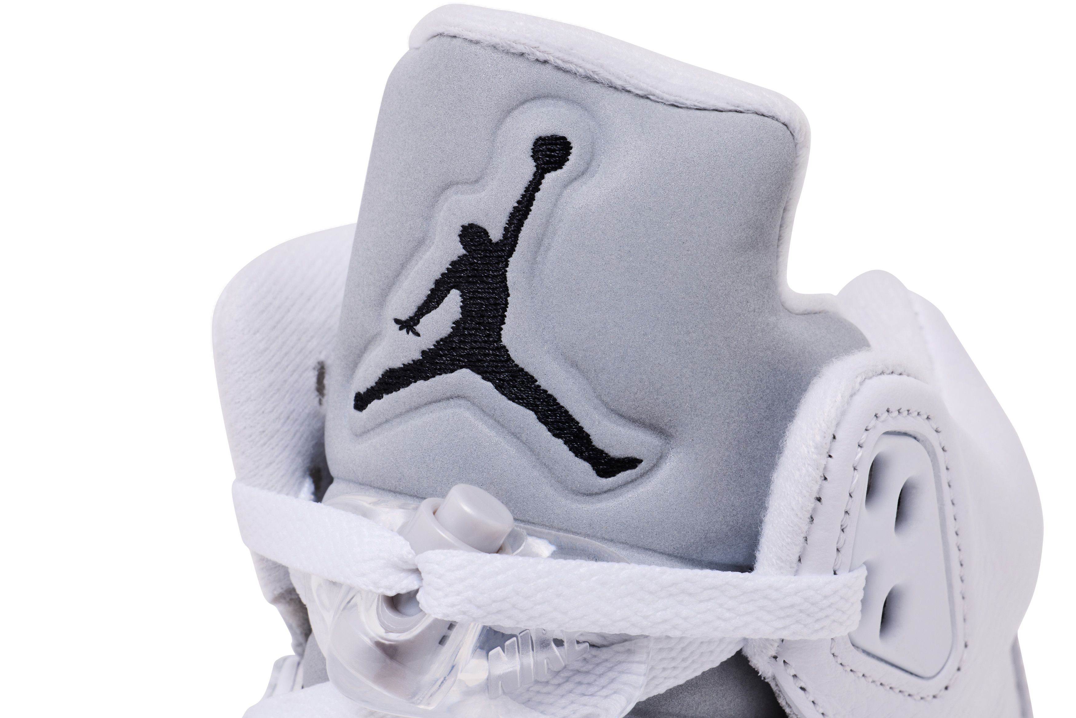Buy Air Jordan 5 Retro 'White Metallic' 2026 - HQ7978 103 | GOAT