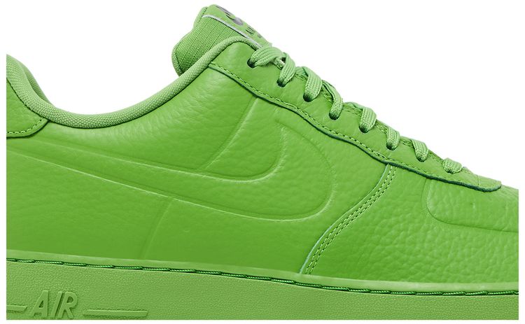 Nike Air Force 1 07 Pro Tech Chlorophyll