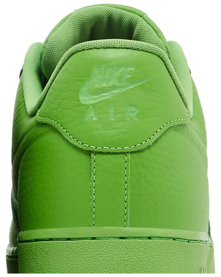 Nike Air Force 1 07 Pro Tech Chlorophyll