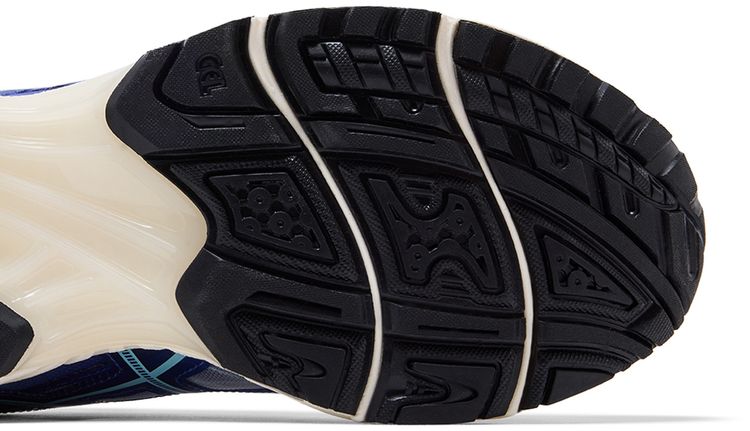 Marvel vs Capcom x Kith x ASICS Gel Nimbus 101 Double Box   Iron Man vs Mega Man With Comic Book