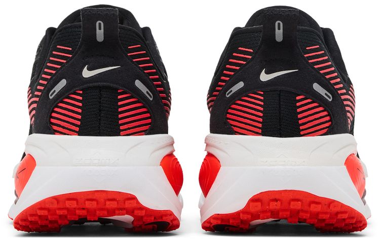 Nike Vomero 18 Black Bright Crimson