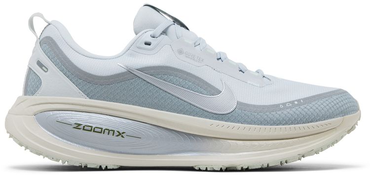 Nike Vomero 18 GORE TEX Reflective Pure Platinum Metallic Silver
