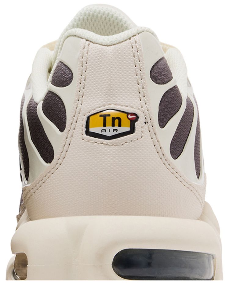 Nike Air Max Plus Light Orewood Cave Stone