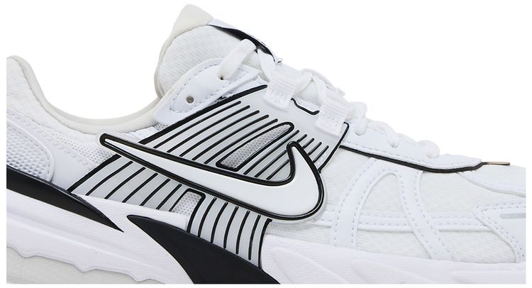 Nike Wmns V2K Run White Platinum Tint