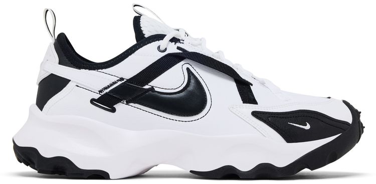 Nike Wmns TC 7900 White Black