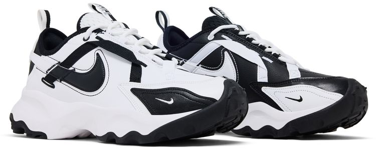 Nike Wmns TC 7900 White Black