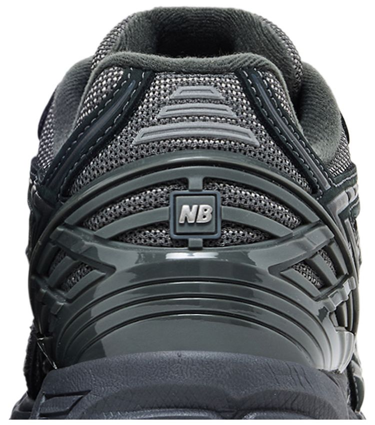 New Balance 1906R Greyscale