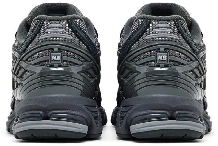New Balance 1906R Greyscale