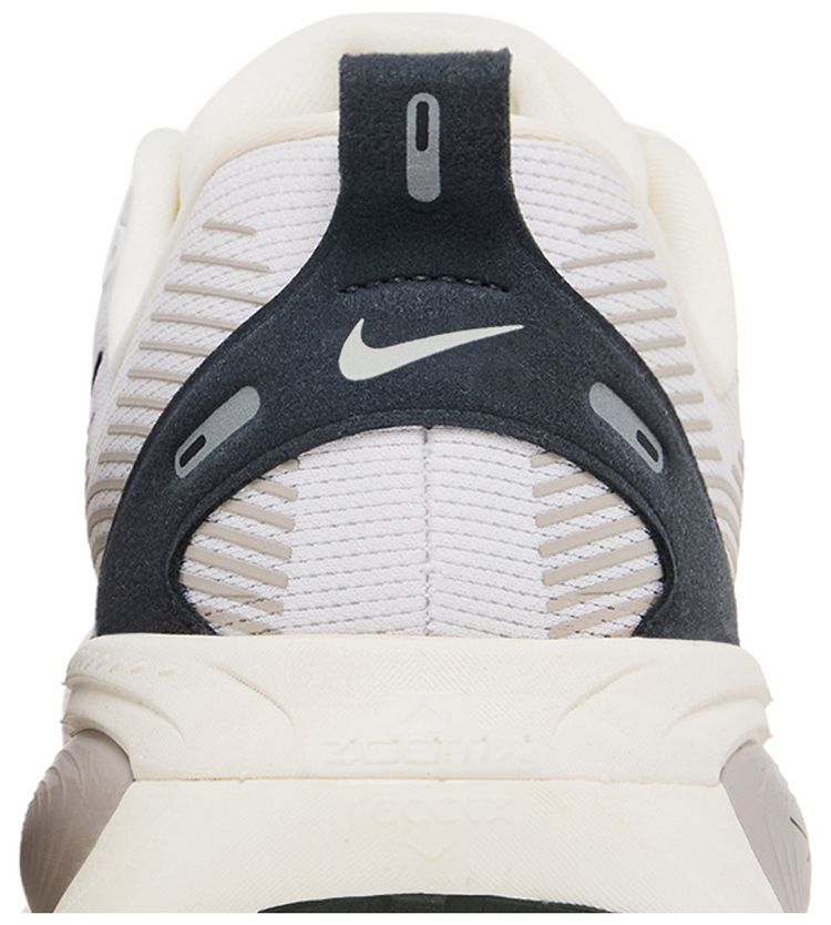Nike Vomero 18 Run Pack