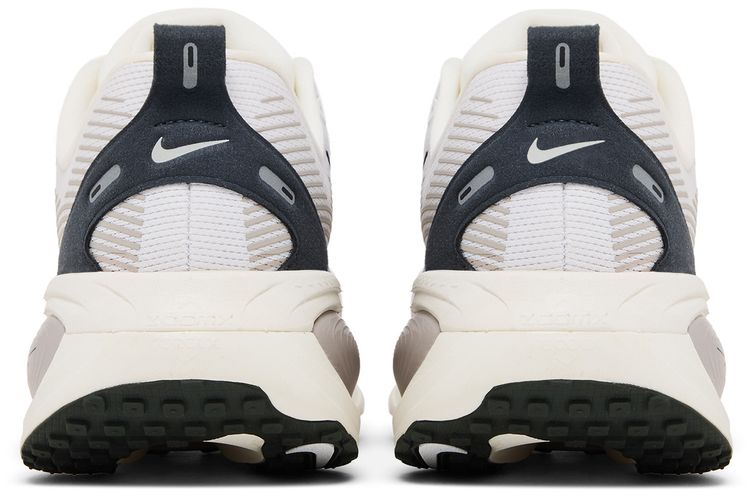 Nike Vomero 18 Run Pack