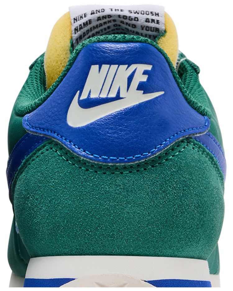 Nike Wmns Cortez Evergreen Aura Hyper Royal