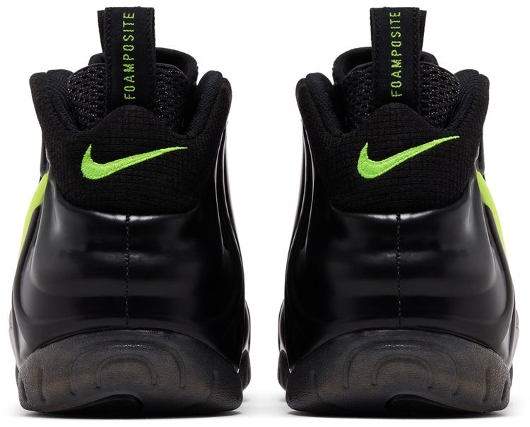 Nike Air Foamposite Pro Voltage 2026