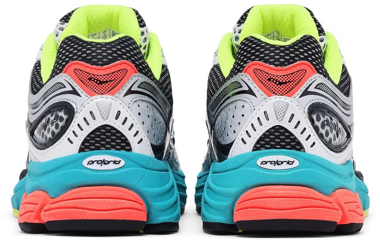 Saucony ProGrid Omni 9 Mutant