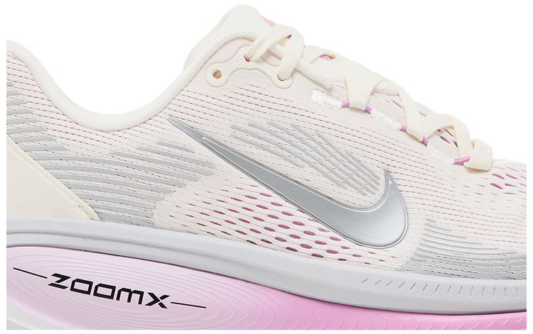 Nike Wmns Vomero 18 Sail Doll
