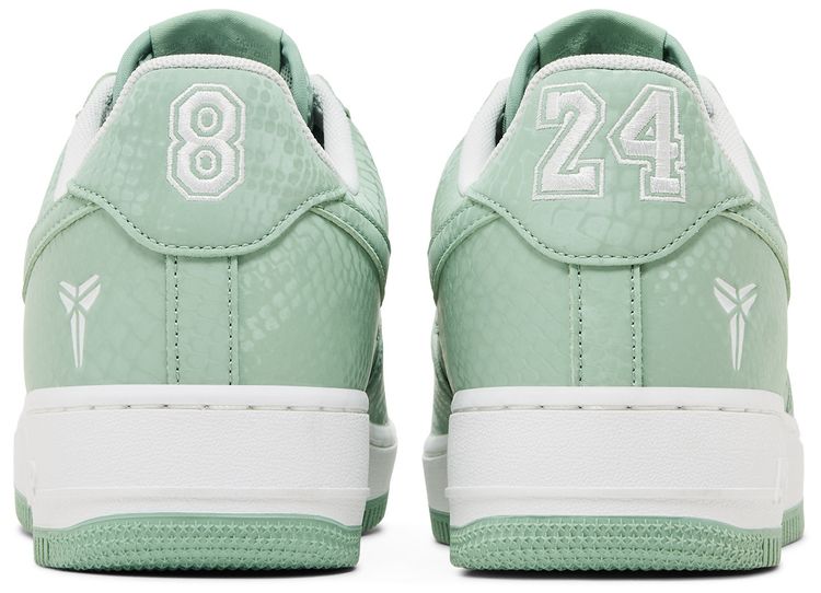 Kobe Bryant x Nike Air Force 1 Low Low Stream